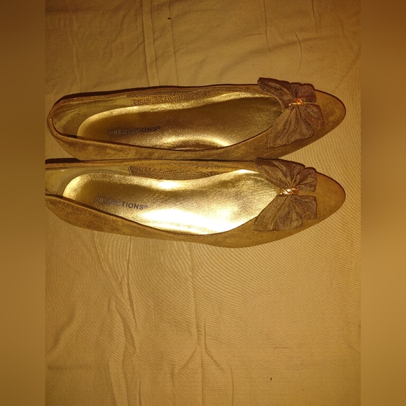 Women's Leather Prediction Heels - Picture 4 of 5